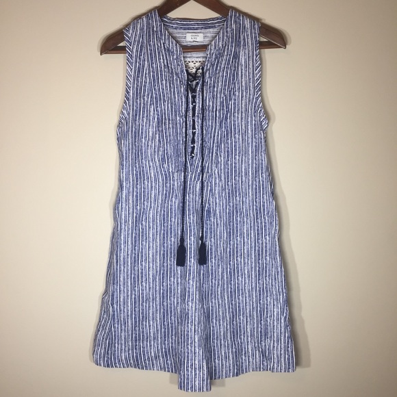 Crown & Ivy Dresses & Skirts - Blue and White Sleeveless Linen Dress
